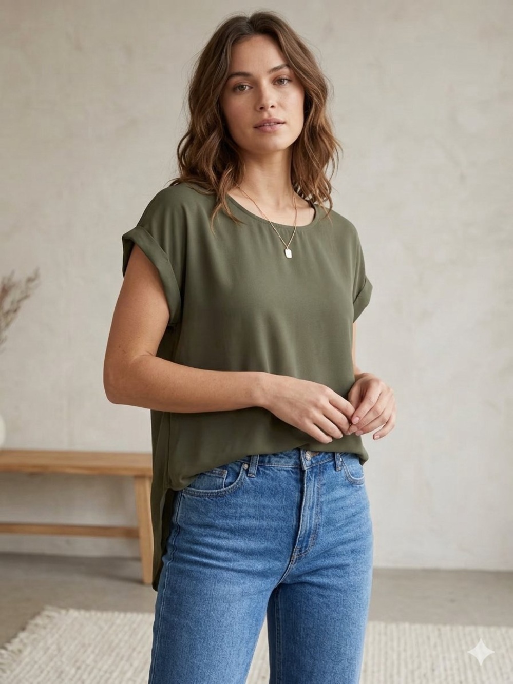 Relaxed Olive Green Short Sleeve Tee with zipper back size M